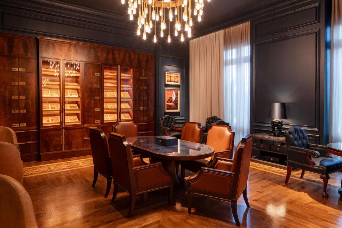 Four Seasons Hotel Doha