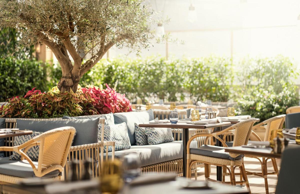 Four Seasons Hotel Dubai International Financial Centre