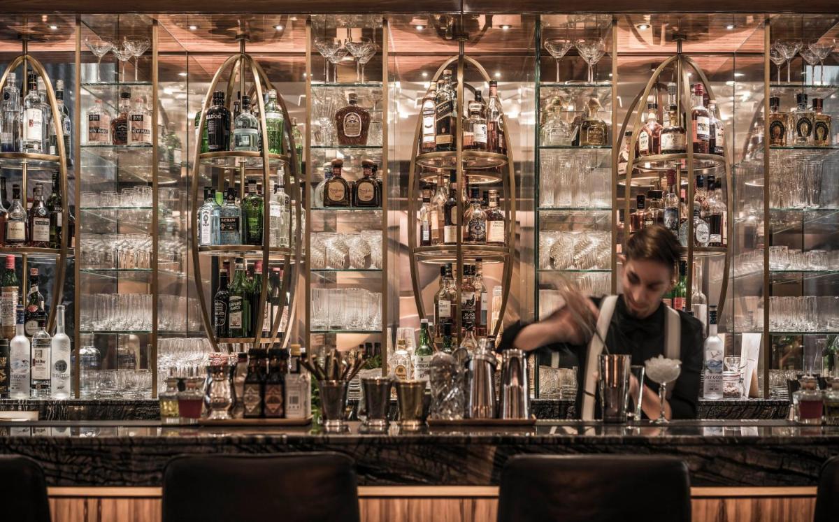 Four Seasons Hotel Dubai International Financial Centre