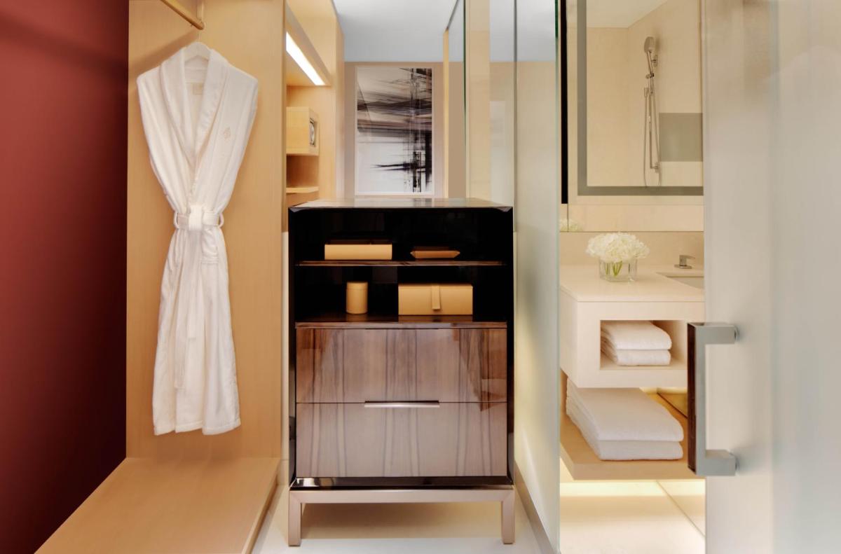 Four Seasons Hotel Dubai International Financial Centre