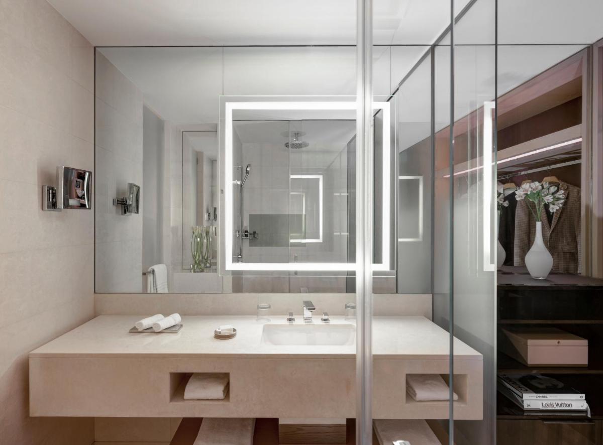 Four Seasons Hotel Dubai International Financial Centre