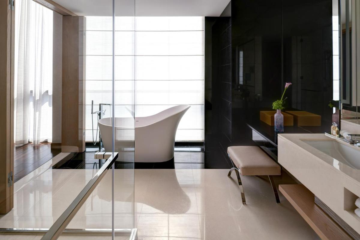 Four Seasons Hotel Dubai International Financial Centre