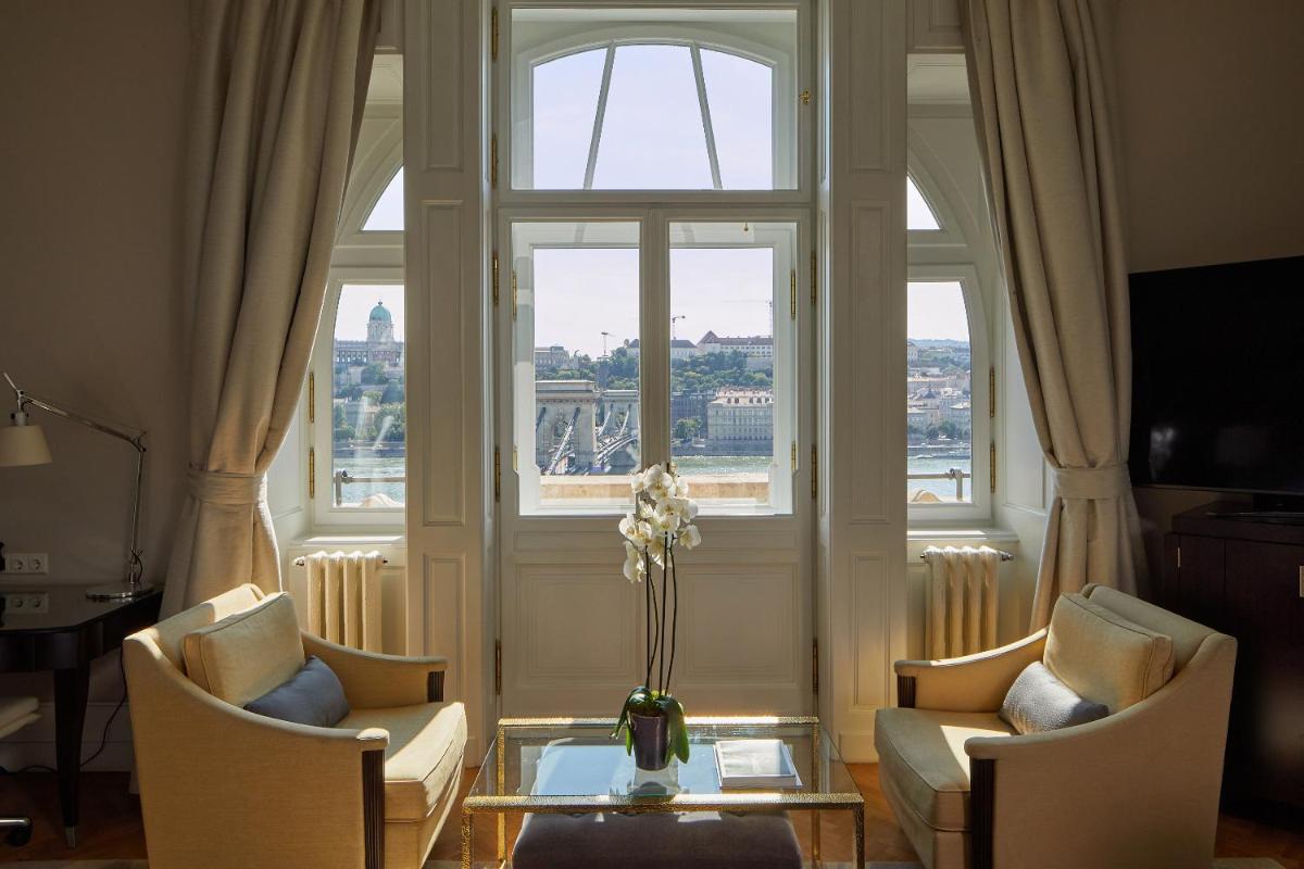 Four Seasons Hotel Gresham Palace Budapest