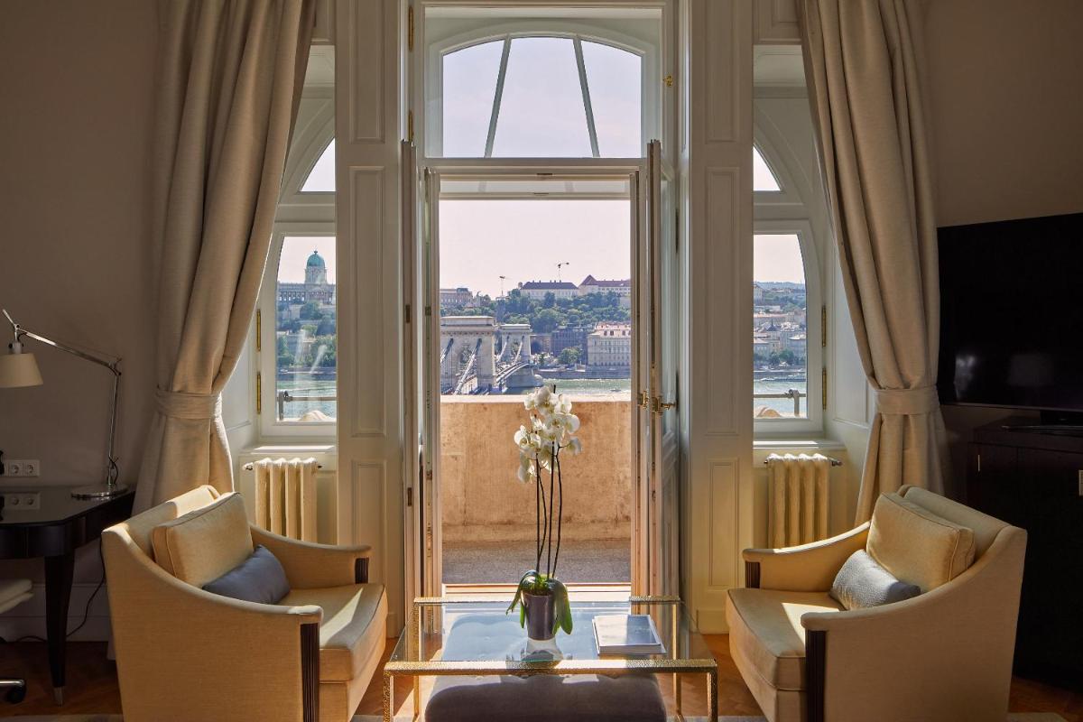 Four Seasons Hotel Gresham Palace Budapest