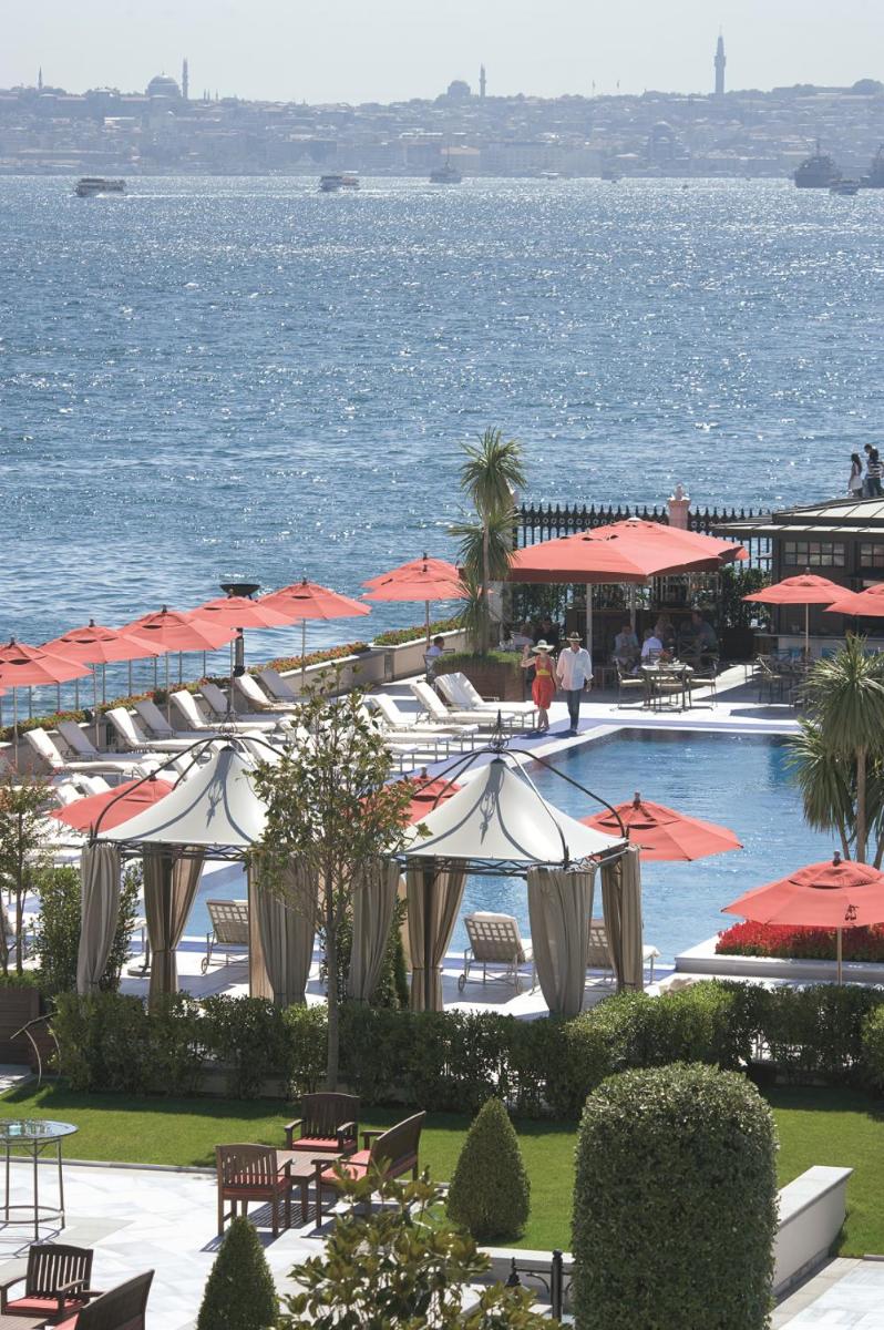 Four Seasons Hotel Istanbul at the Bosphorus