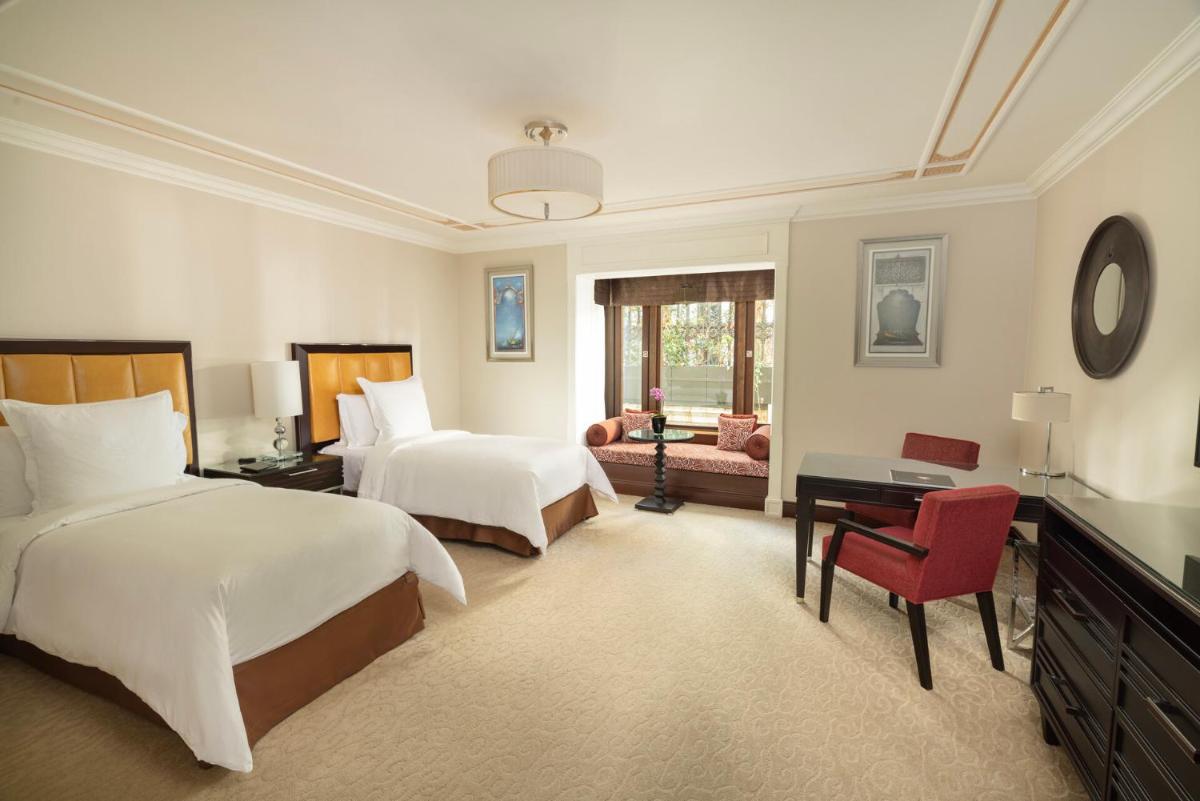 Four Seasons Hotel Istanbul at the Bosphorus