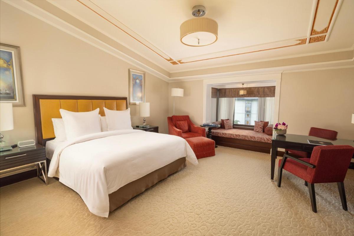 Four Seasons Hotel Istanbul at the Bosphorus