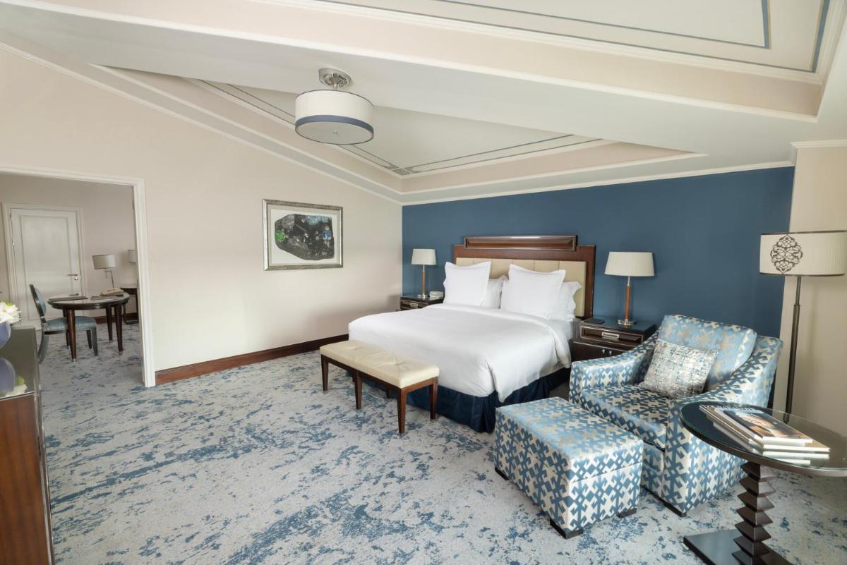 Four Seasons Hotel Istanbul at the Bosphorus
