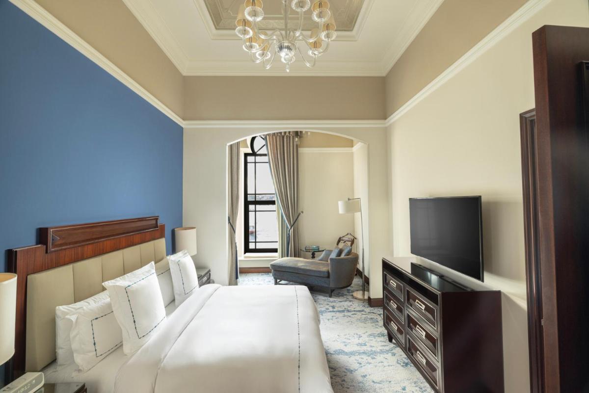 Four Seasons Hotel Istanbul at the Bosphorus