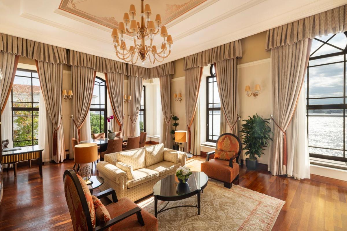 Four Seasons Hotel Istanbul at the Bosphorus