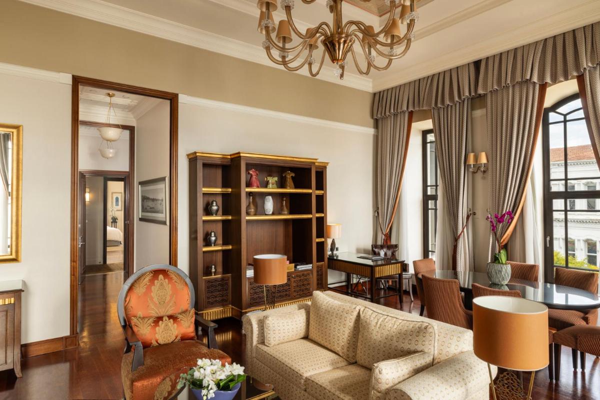 Four Seasons Hotel Istanbul at the Bosphorus