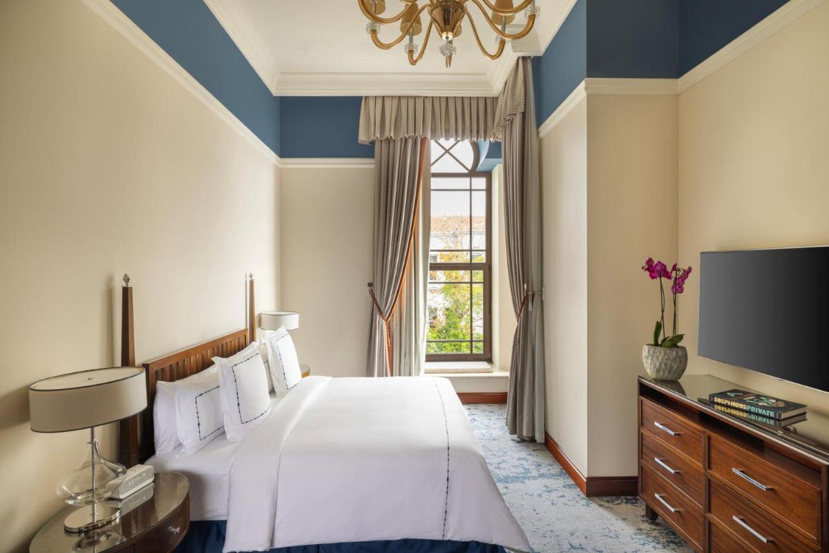Four Seasons Hotel Istanbul at the Bosphorus