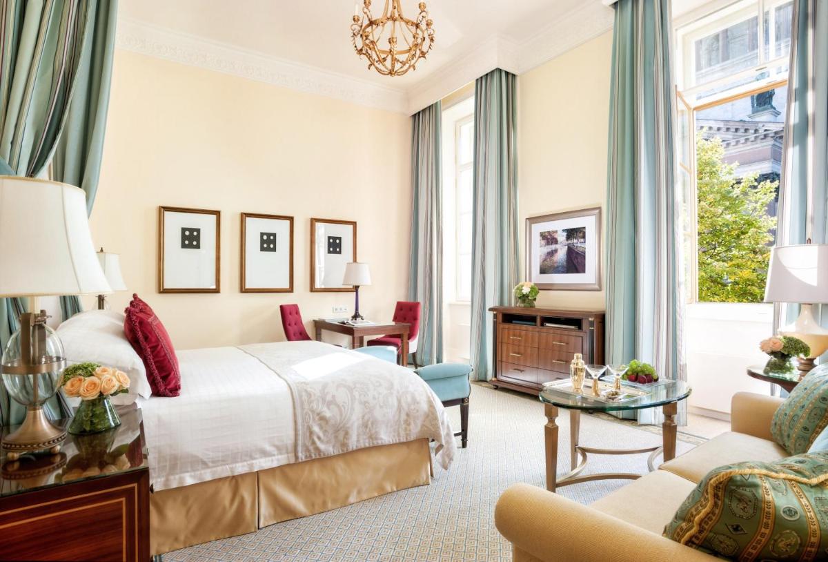 Four Seasons Hotel Lion Palace St. Petersburg