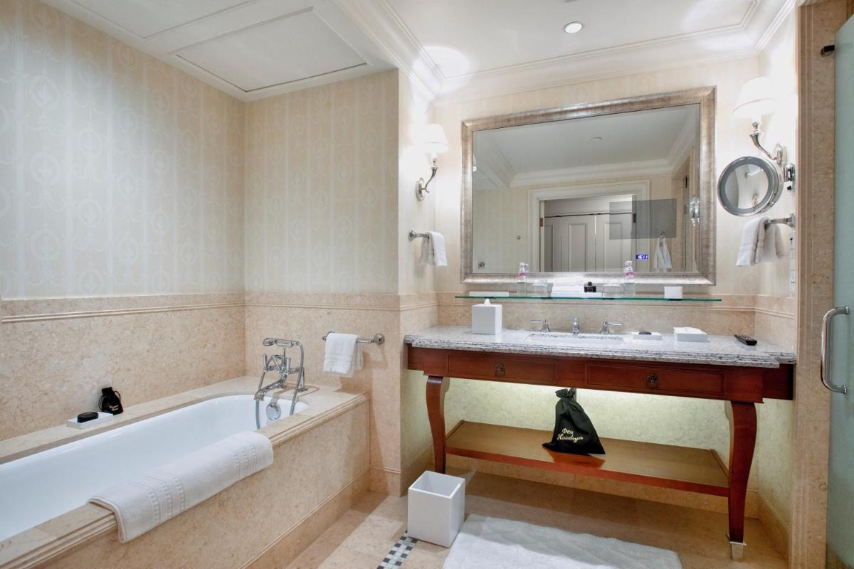 Four Seasons Hotel Lion Palace St. Petersburg