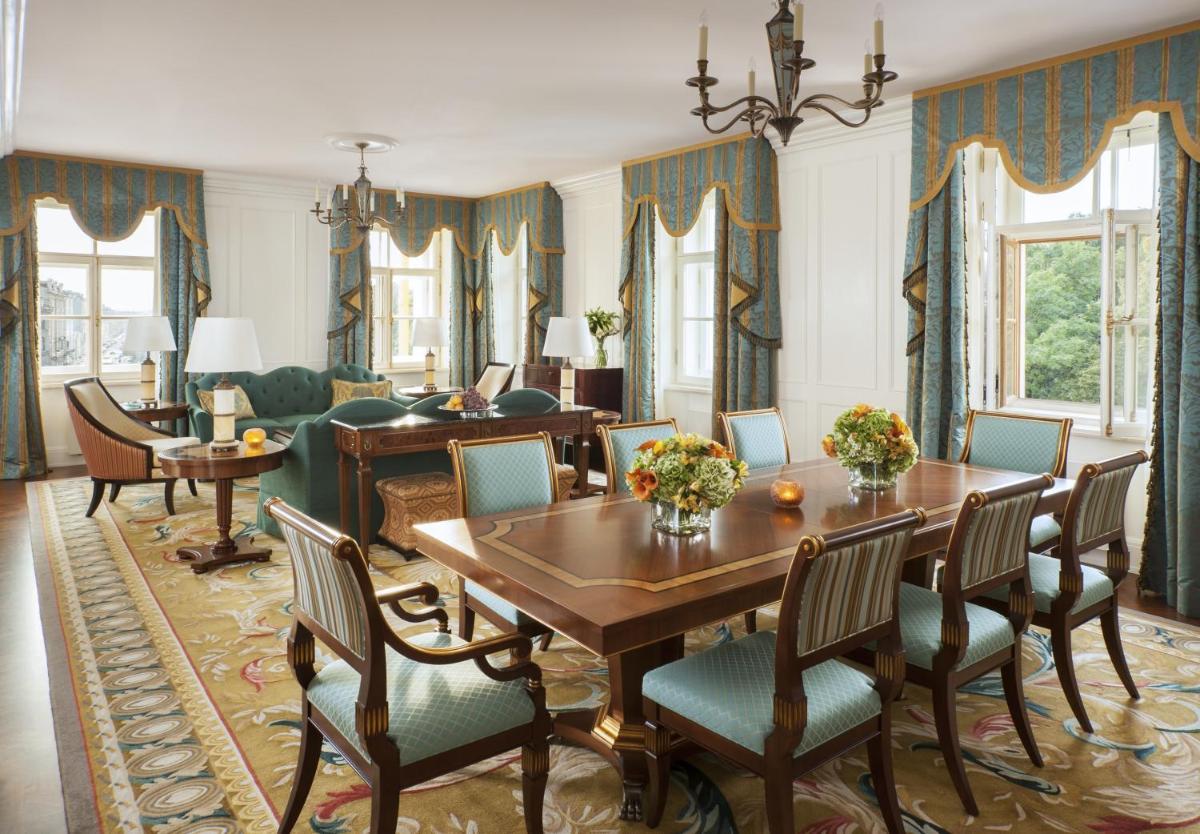 Four Seasons Hotel Lion Palace St. Petersburg