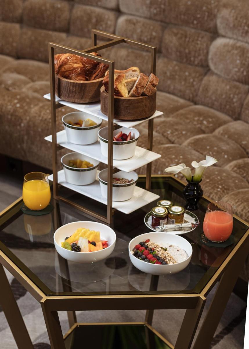 Four Seasons Hotel Madrid