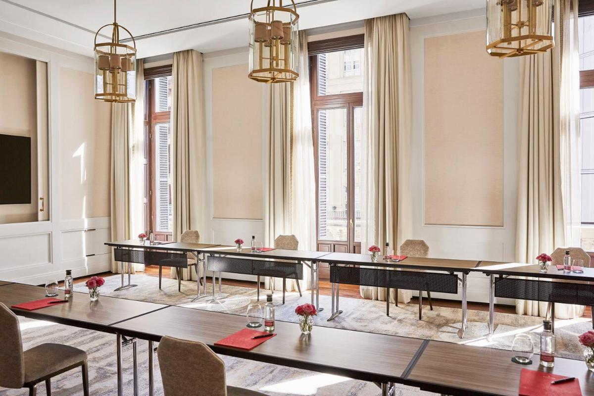 Four Seasons Hotel Madrid