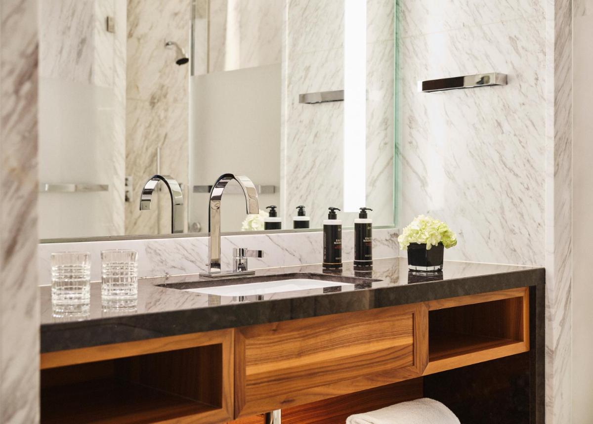 Four Seasons Hotel Madrid