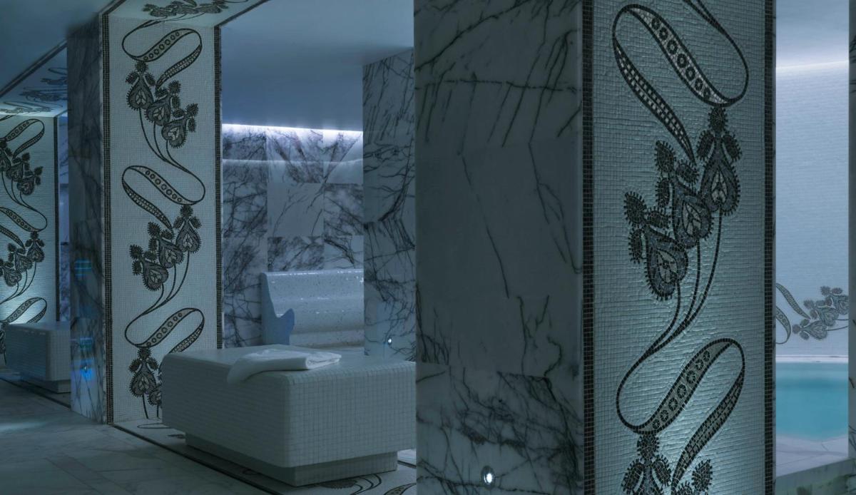 Four Seasons Hotel Moscow