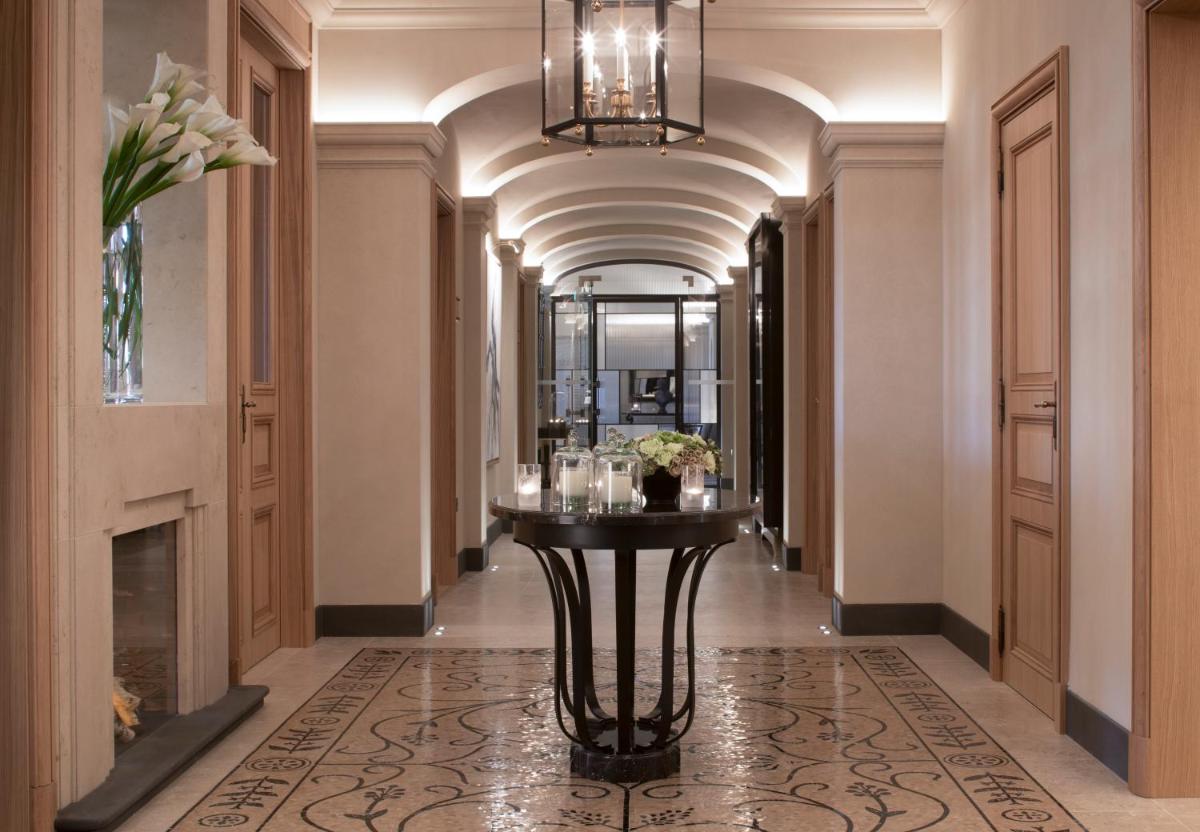 Four Seasons Hotel Prague