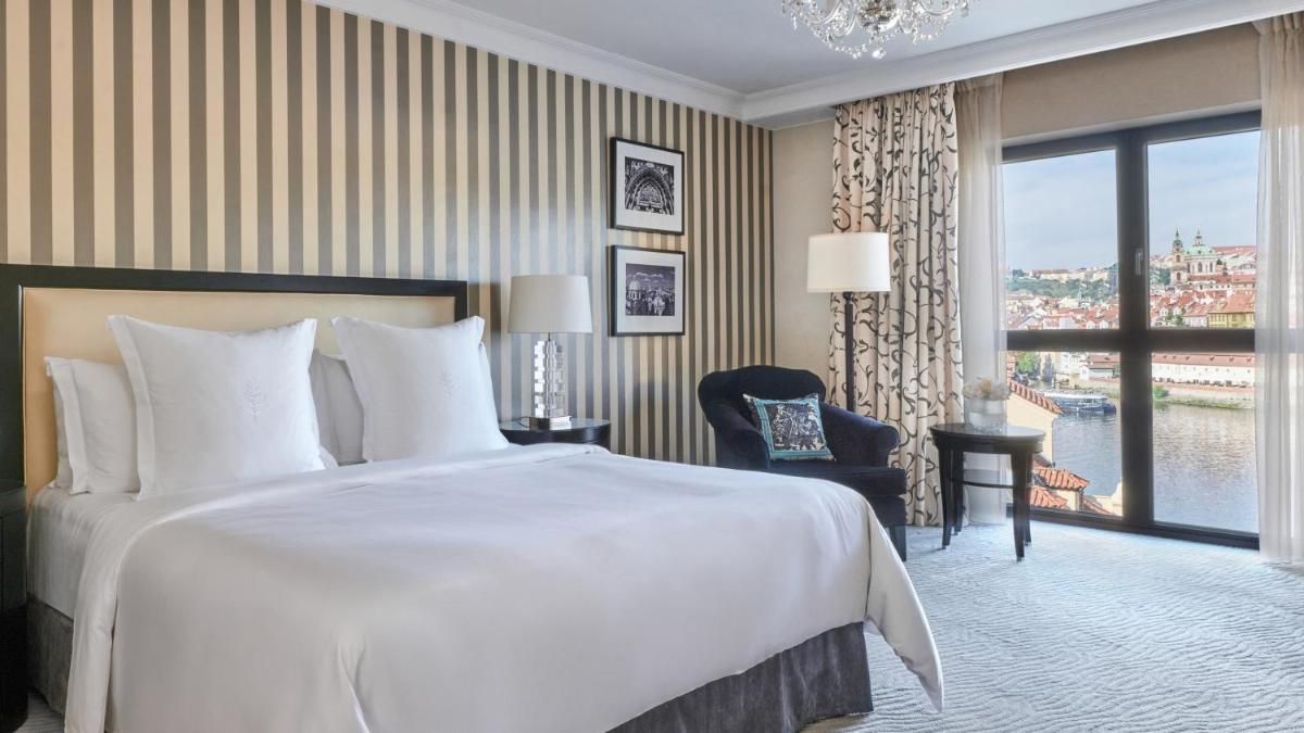 Four Seasons Hotel Prague