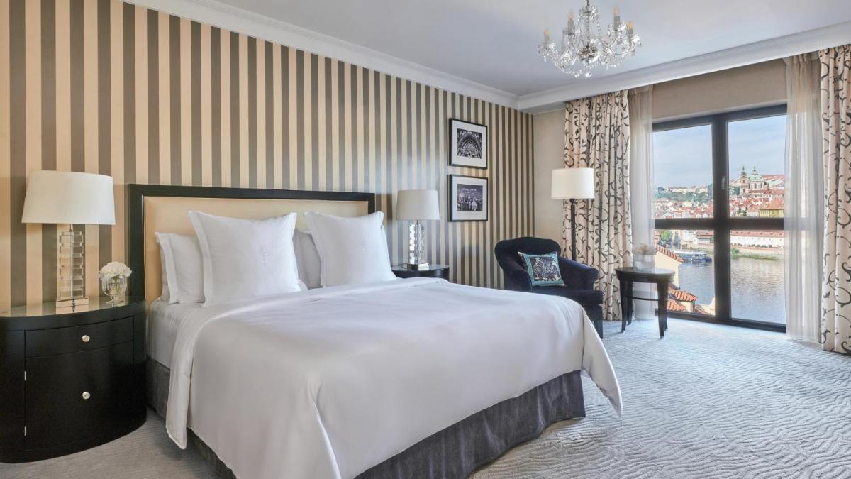 Four Seasons Hotel Prague