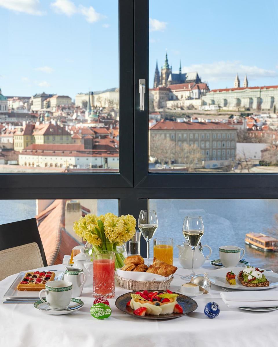 Four Seasons Hotel Prague