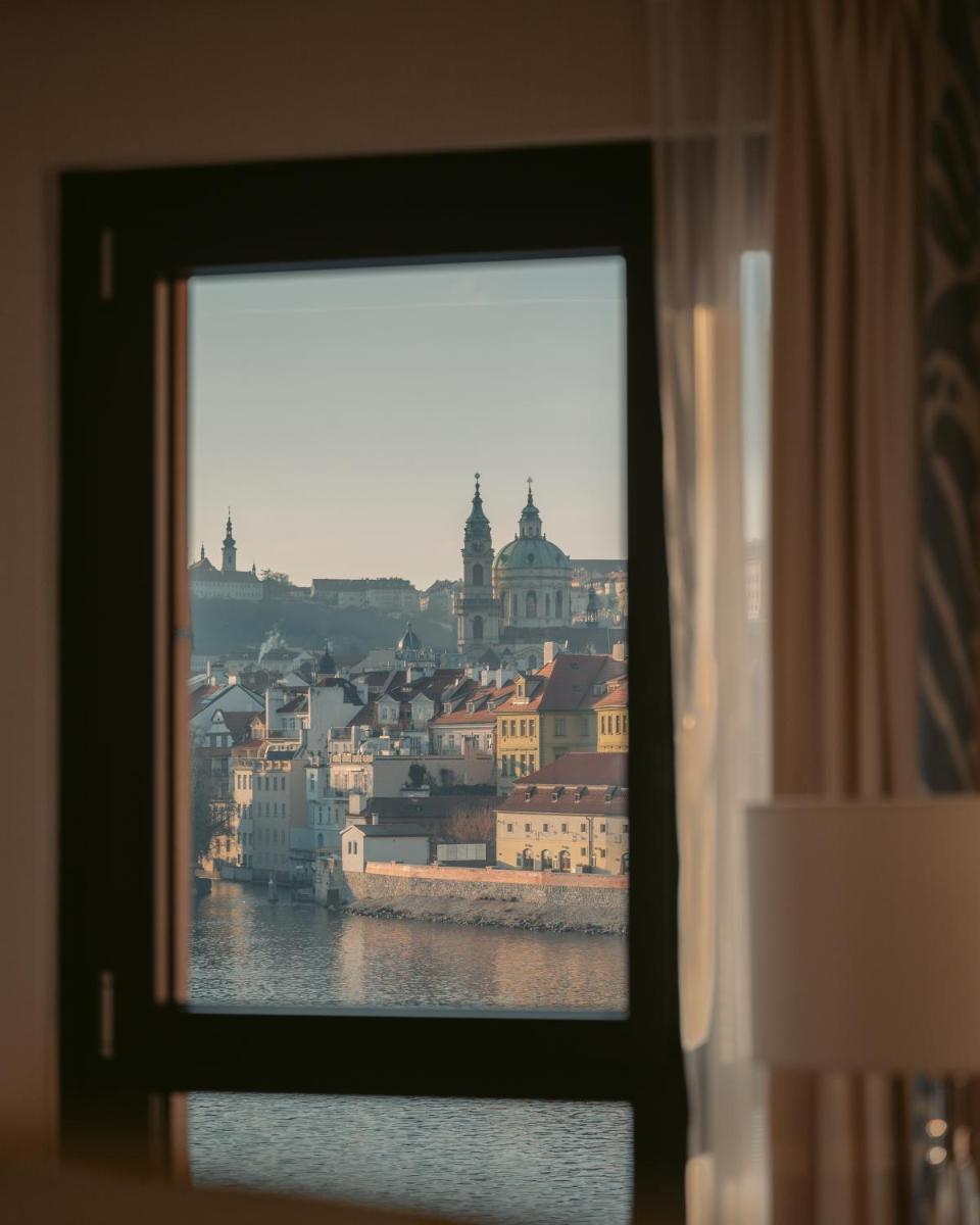 Four Seasons Hotel Prague