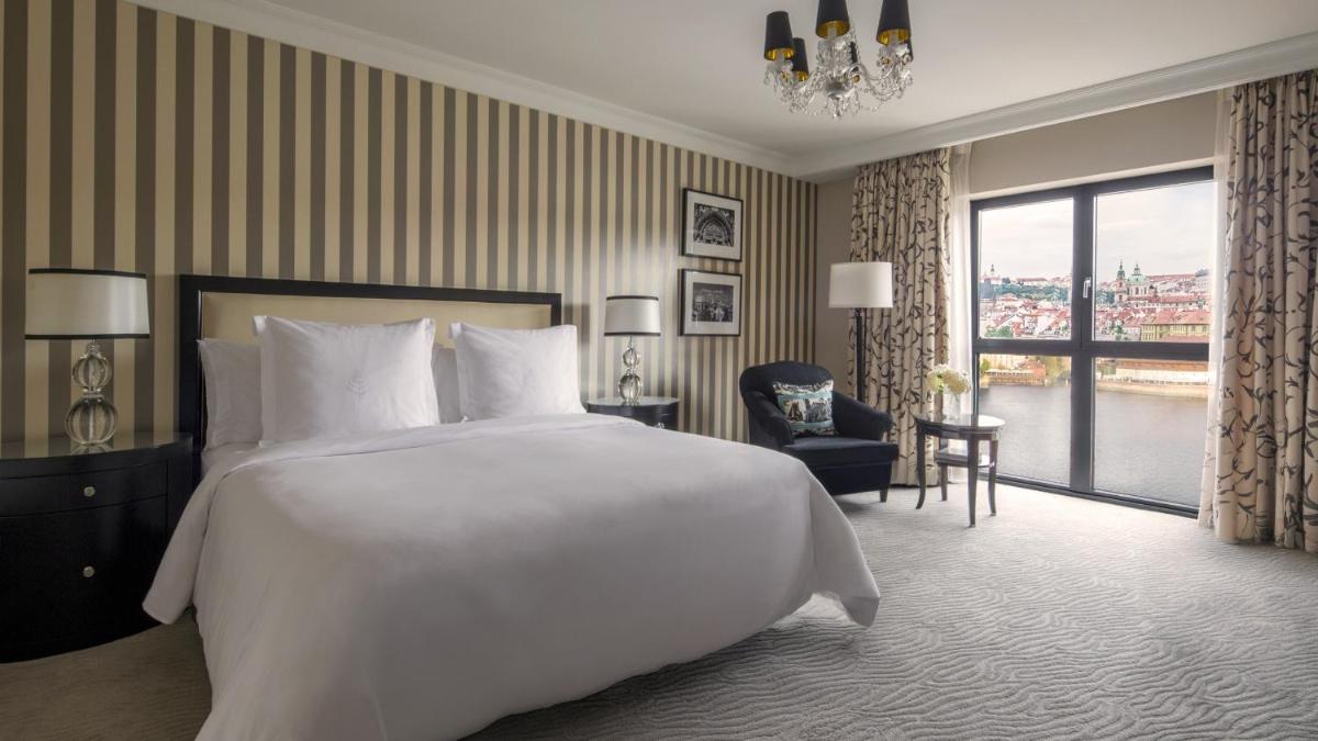 Four Seasons Hotel Prague