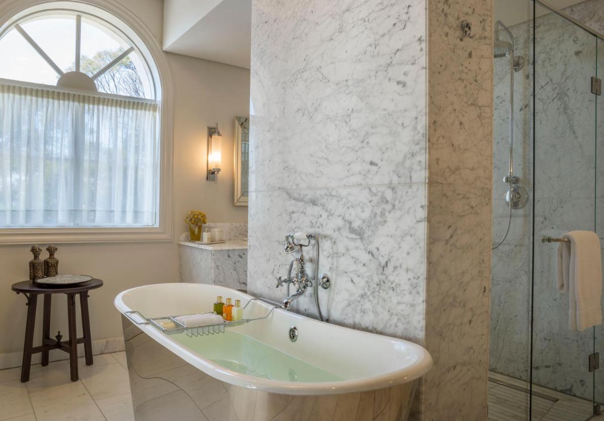 Four Seasons Hotel The Westcliff