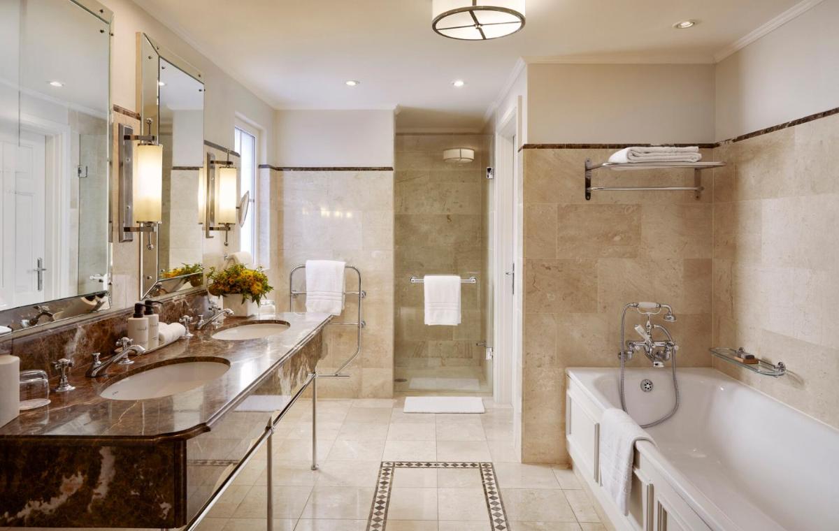 Four Seasons Hotel The Westcliff