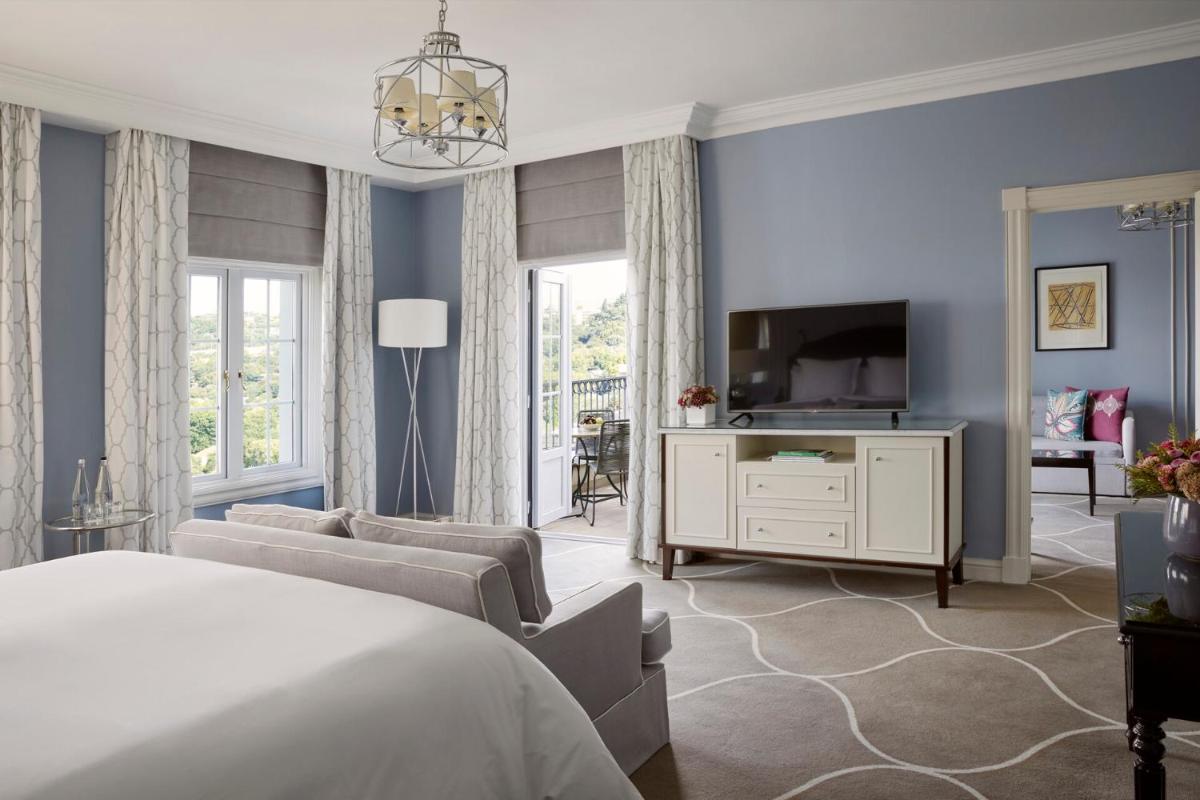 Four Seasons Hotel The Westcliff