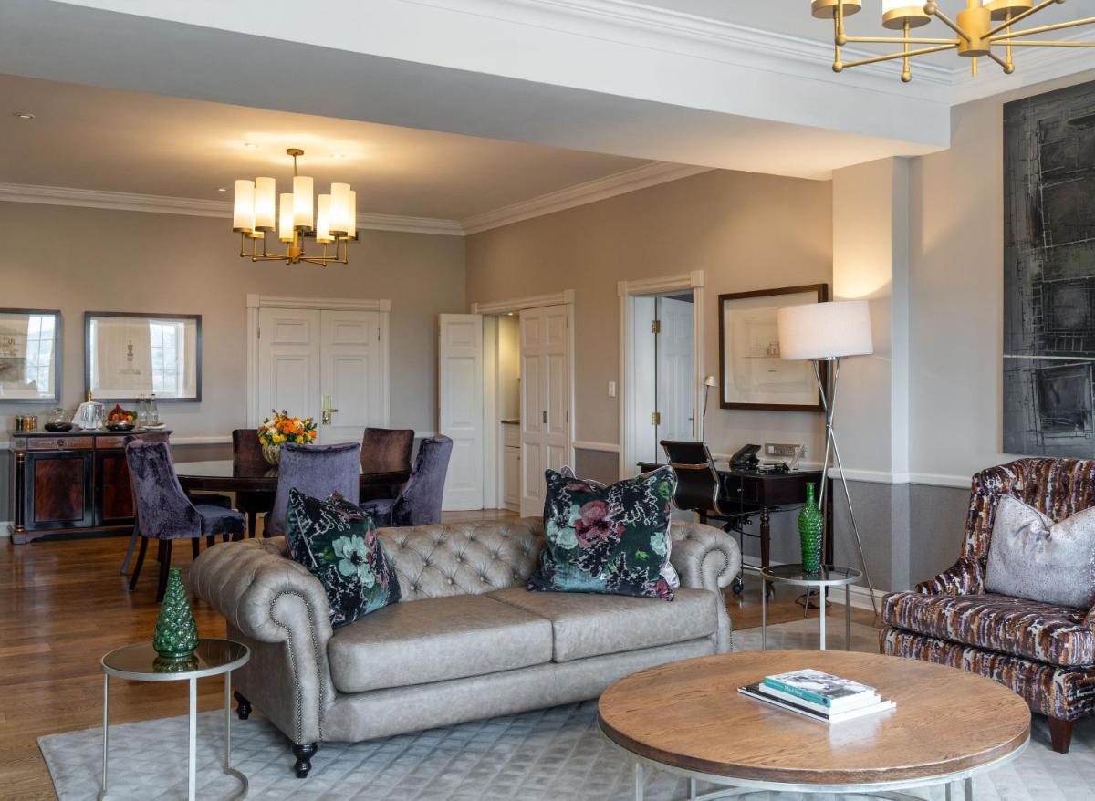 Four Seasons Hotel The Westcliff