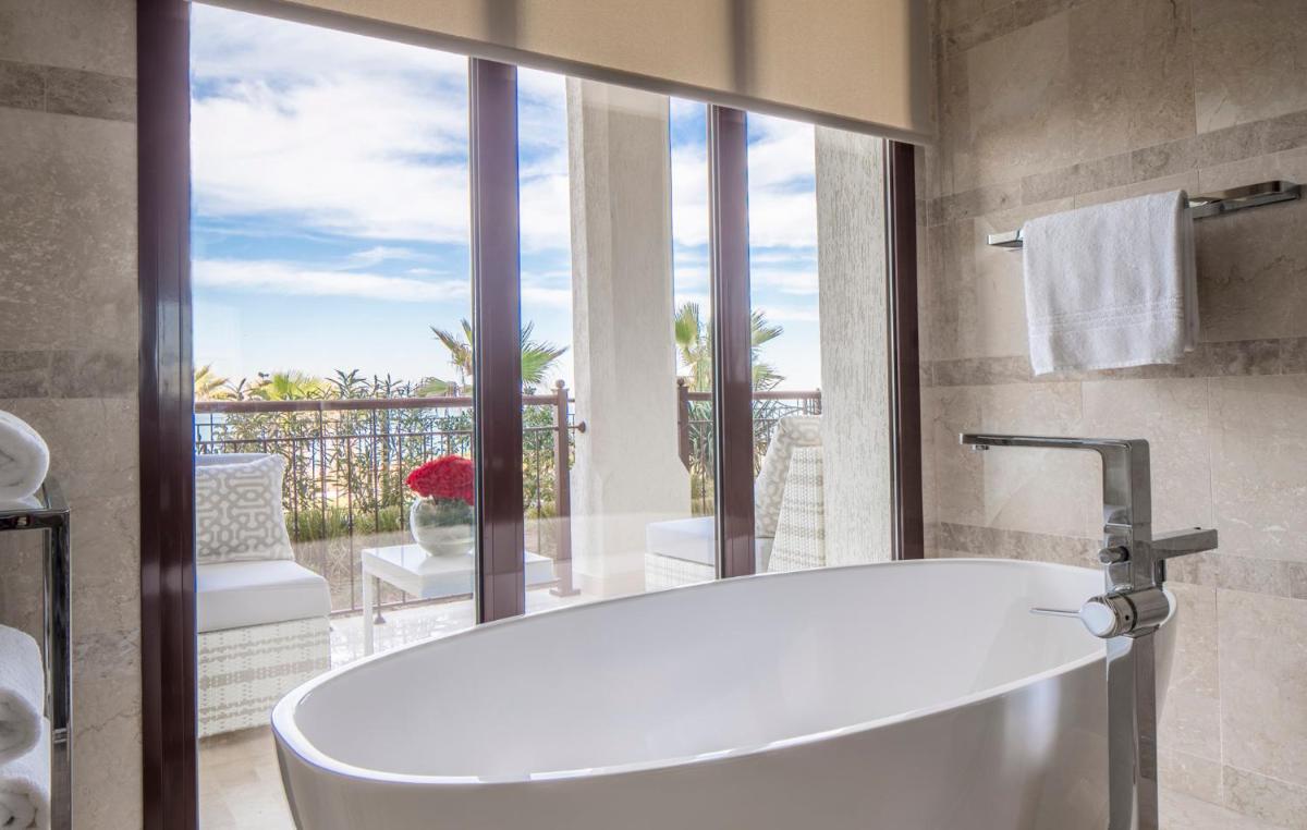 Four Seasons Hotel Tunis