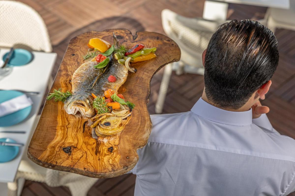 Four Seasons Hotel Tunis