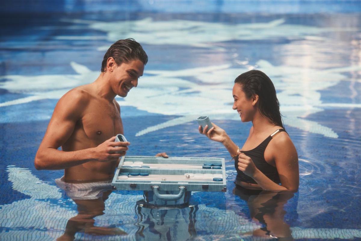 Four Seasons Resort Dubai at Jumeirah Beach