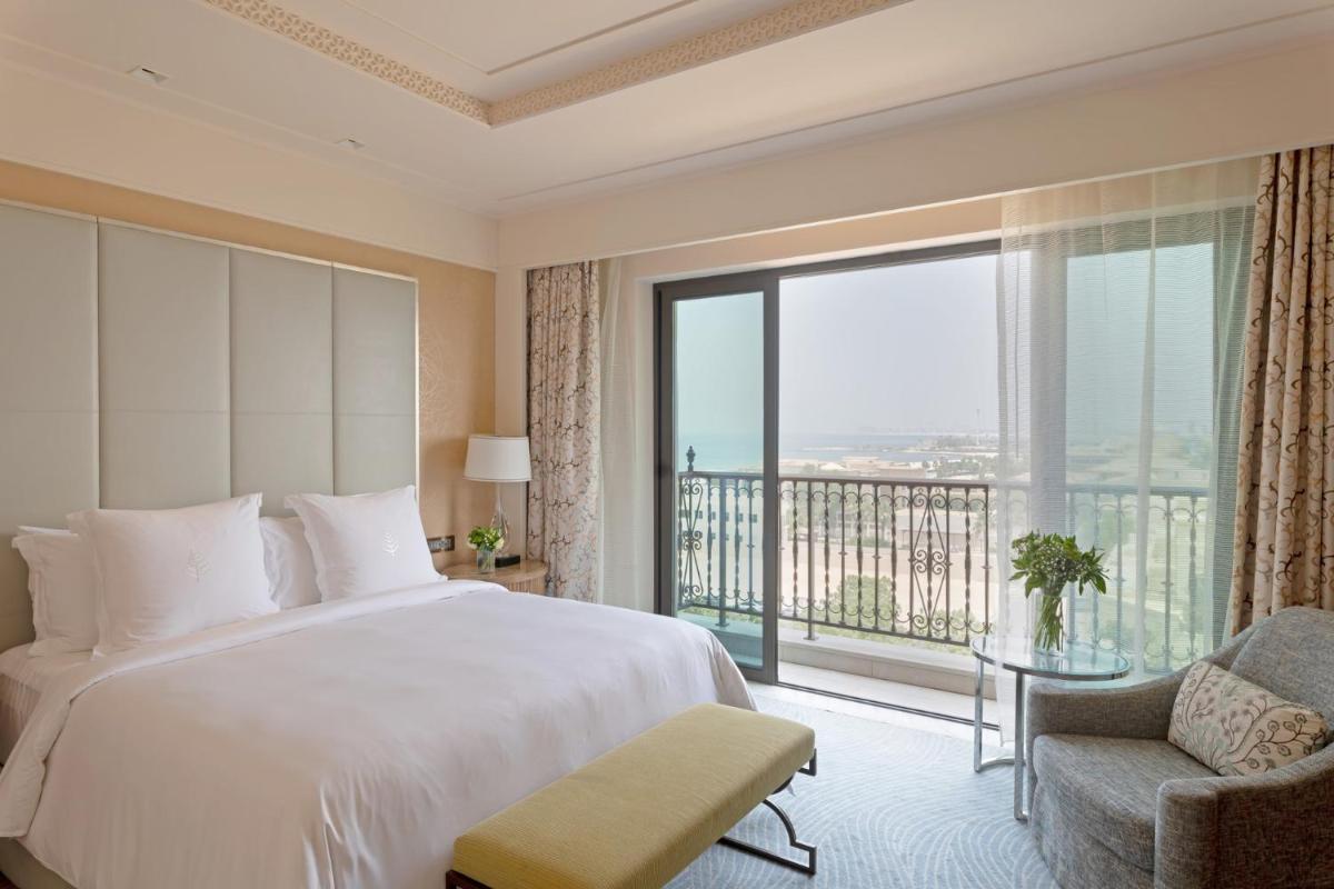 Four Seasons Resort Dubai at Jumeirah Beach