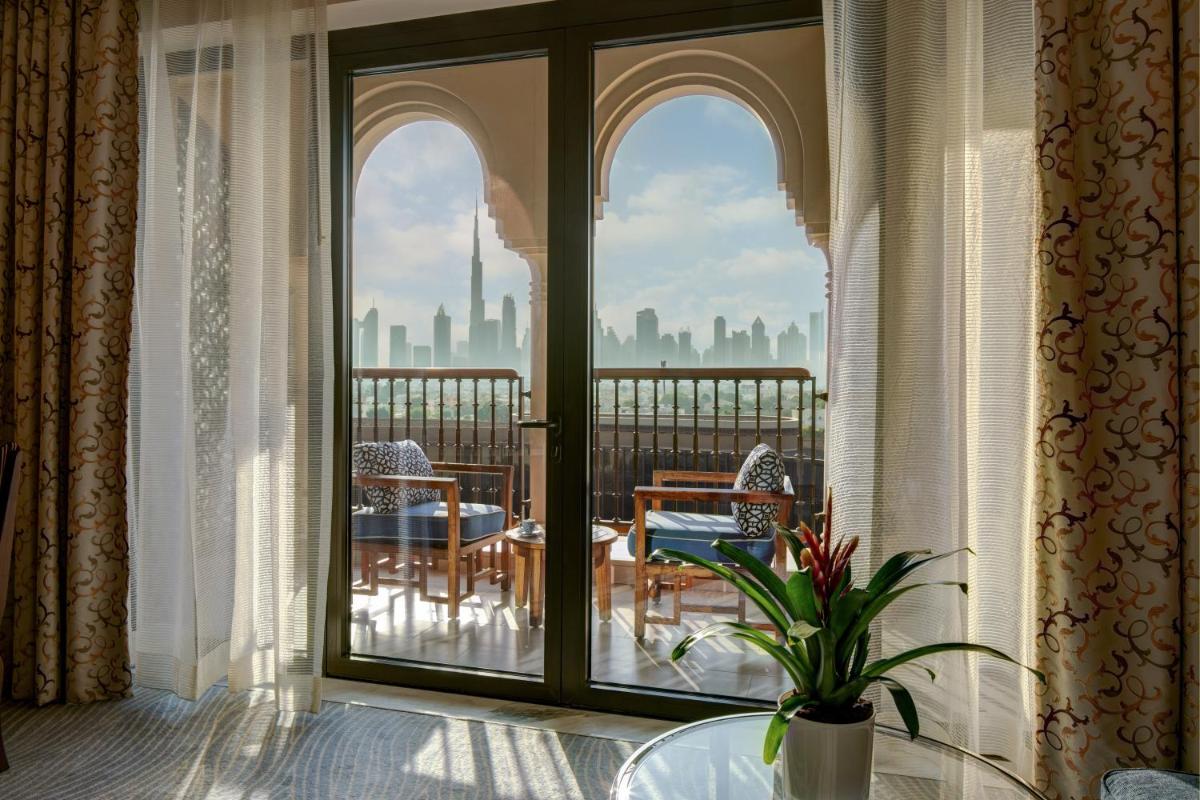 Four Seasons Resort Dubai at Jumeirah Beach