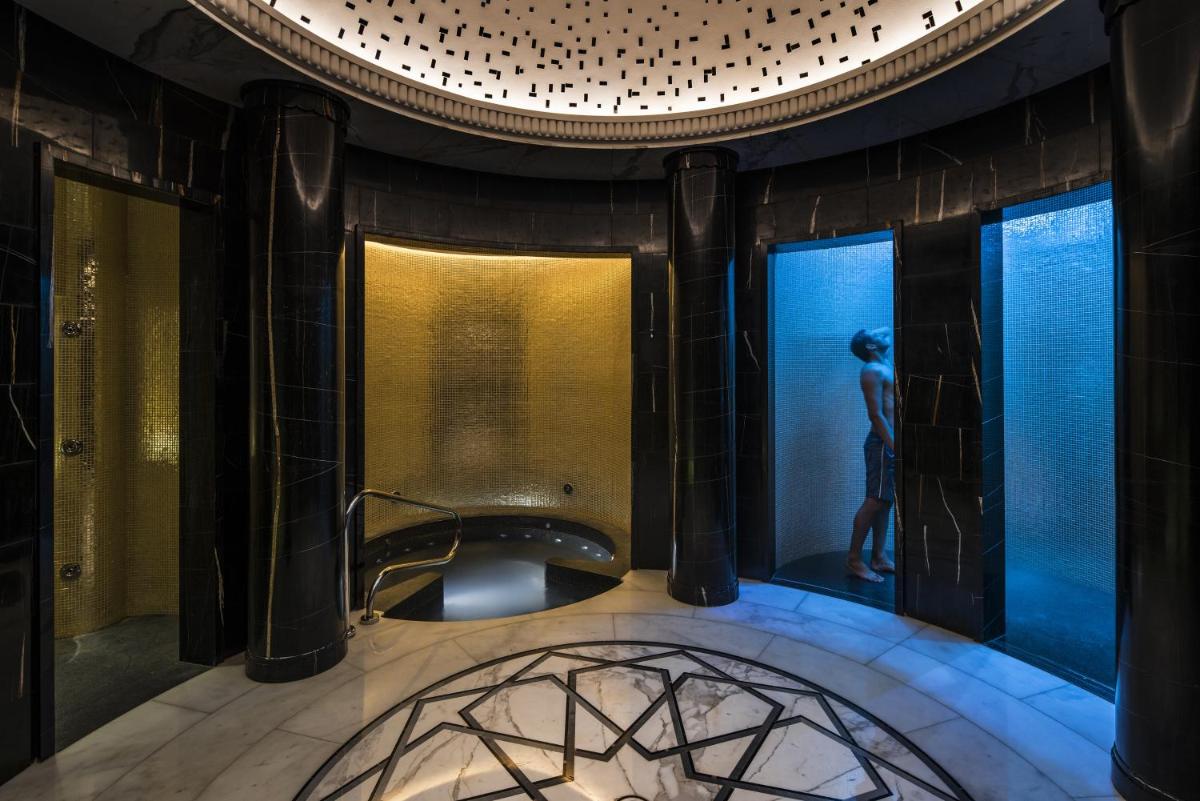 Four Seasons Resort Dubai at Jumeirah Beach