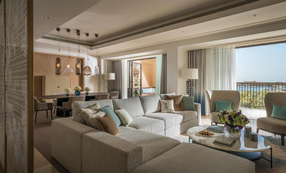 Four Seasons Resort Dubai at Jumeirah Beach