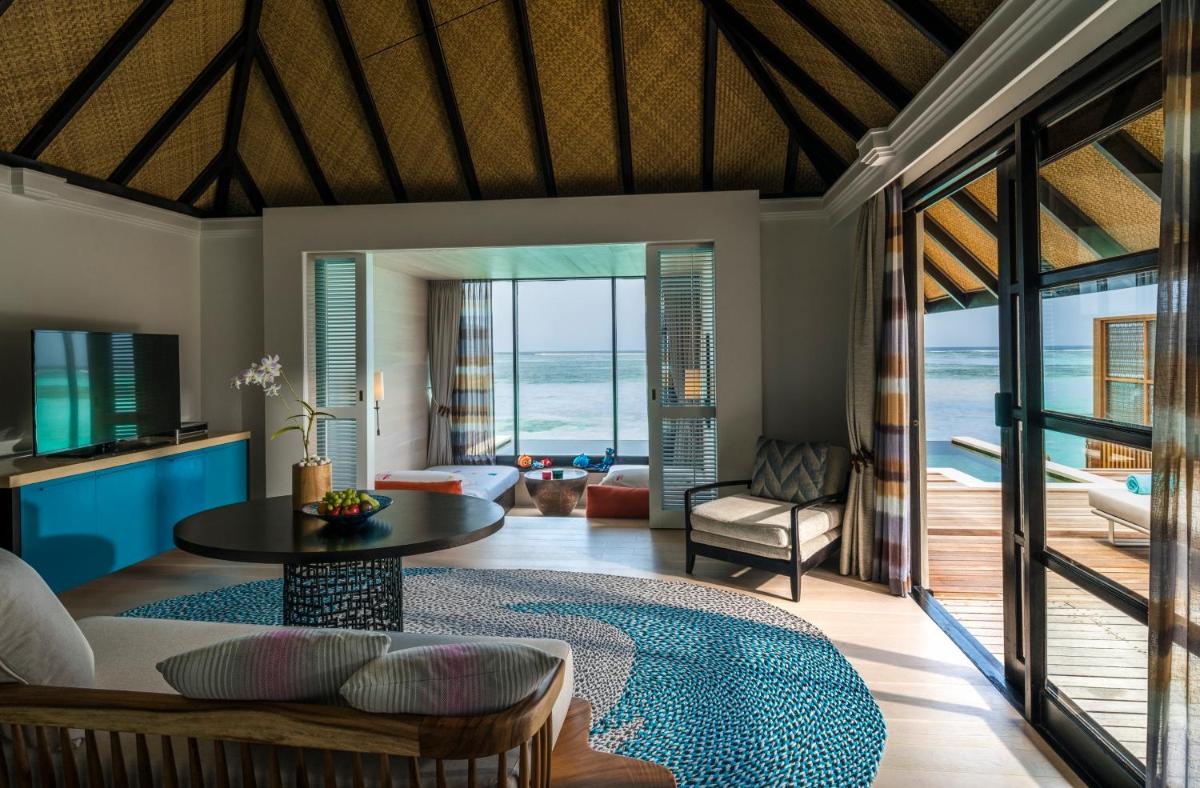 Four Seasons Resort Maldives at Kuda Huraa