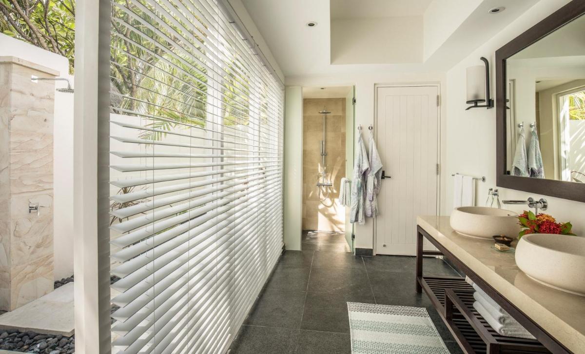 Four Seasons Resort Maldives at Kuda Huraa