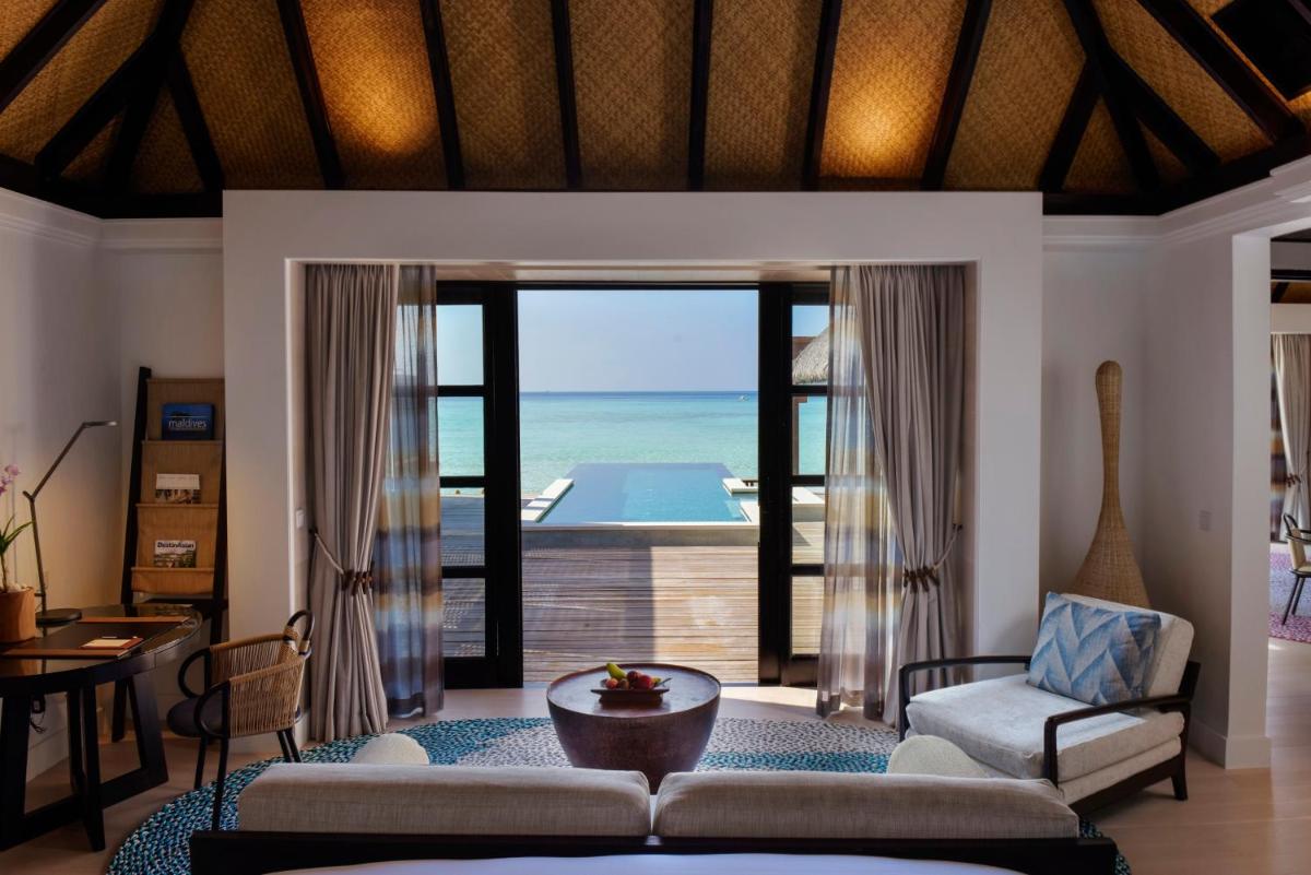 Four Seasons Resort Maldives at Kuda Huraa