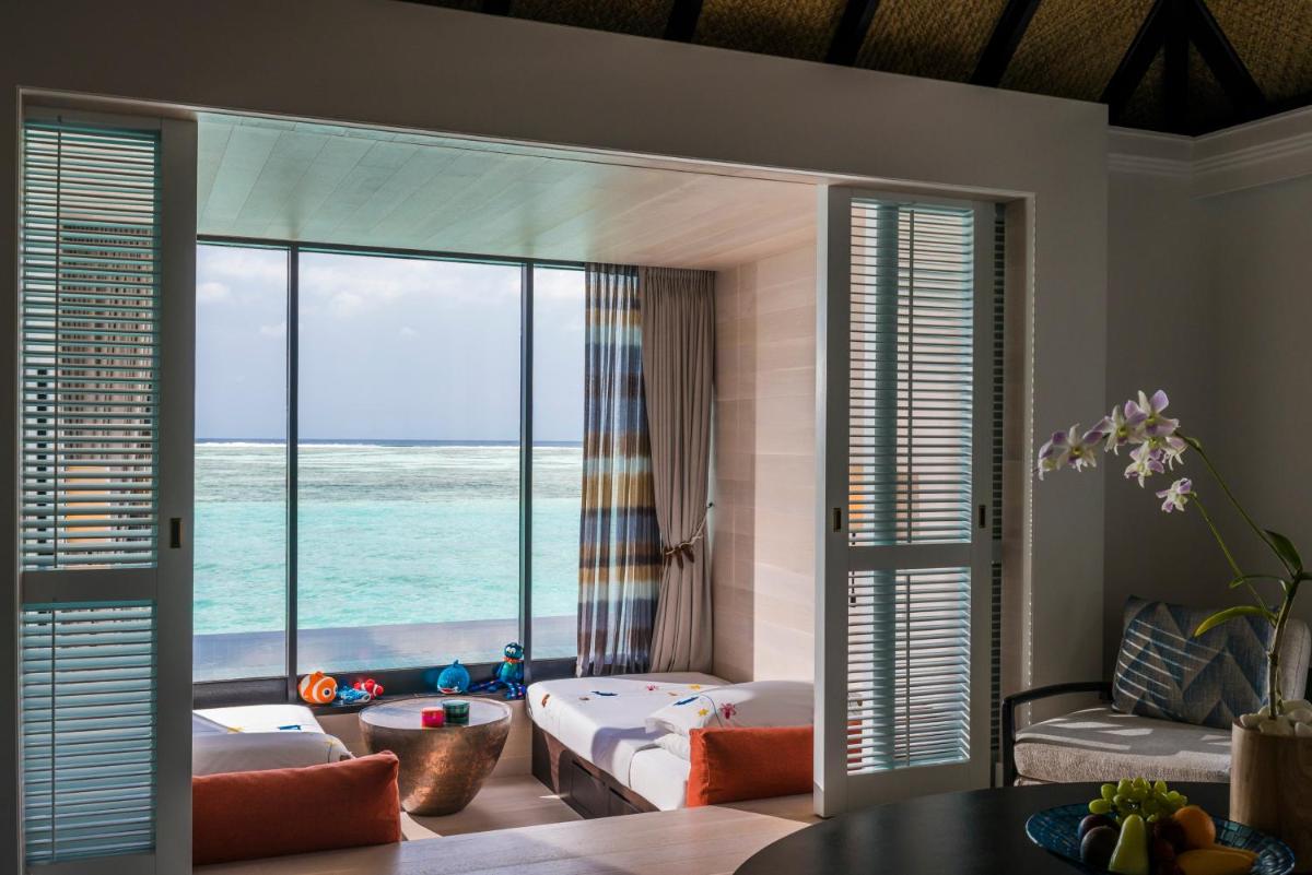 Four Seasons Resort Maldives at Kuda Huraa
