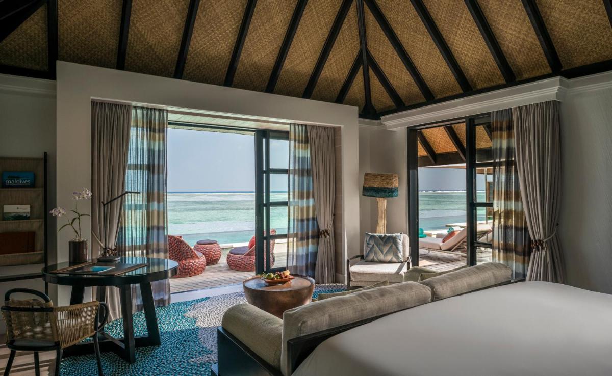 Four Seasons Resort Maldives at Kuda Huraa