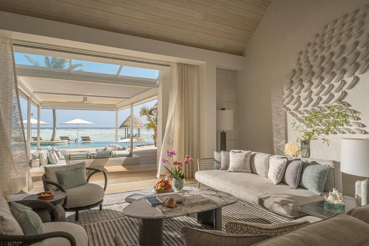 Four Seasons Resort Maldives at Kuda Huraa