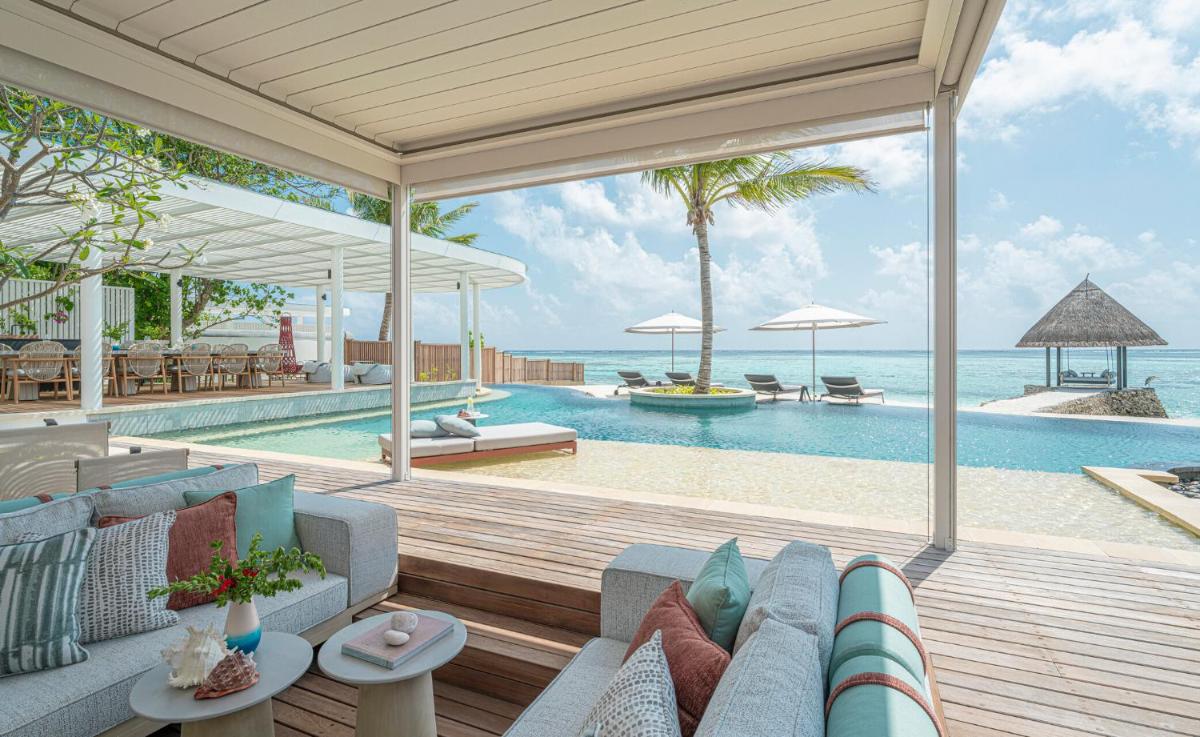 Four Seasons Resort Maldives at Kuda Huraa