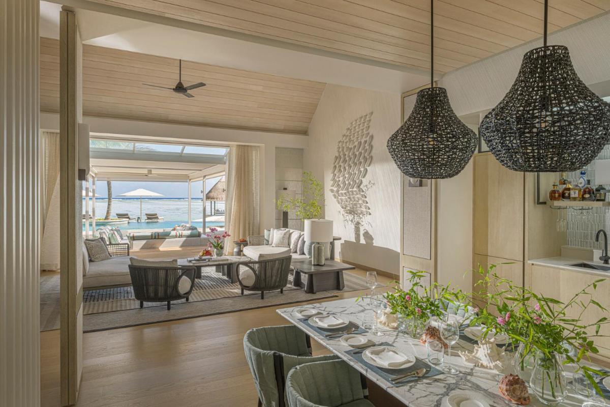 Four Seasons Resort Maldives at Kuda Huraa