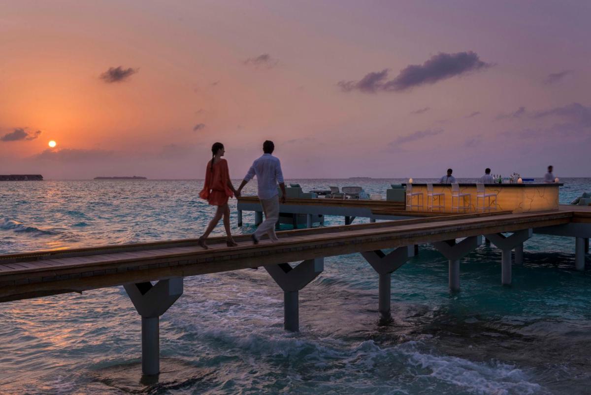 Four Seasons Resort Maldives at Landaa Giraavaru