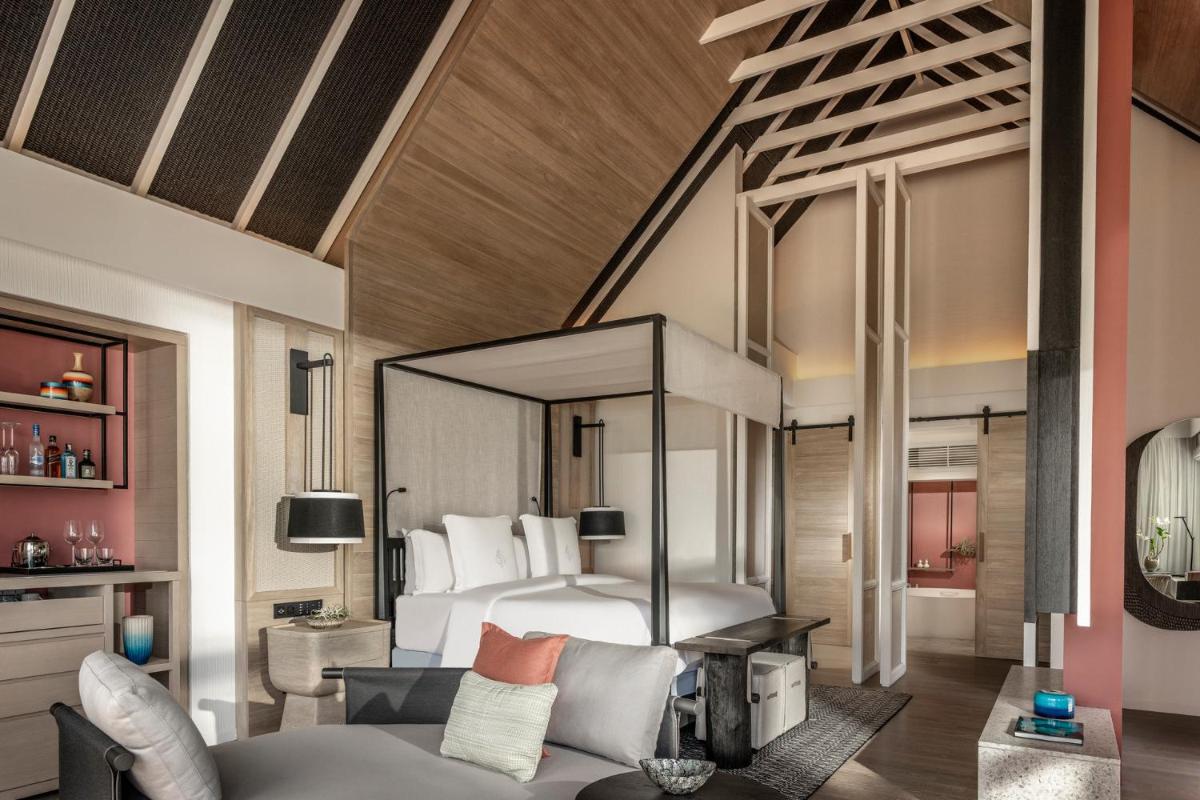 Four Seasons Resort Maldives at Landaa Giraavaru